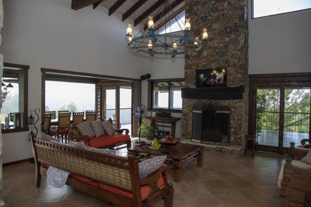 Hermosa Villa En Jamaca Dios Jarabacoa